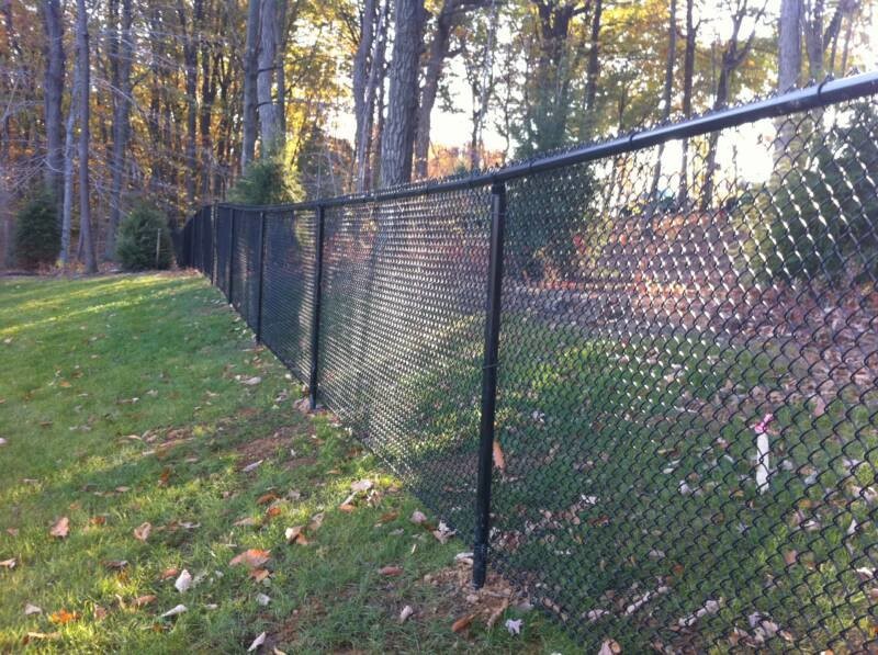 Black PVC Coated Chain-Link Fence/Cyclone 2.1m*15m*50mm*50mm*3.5mm