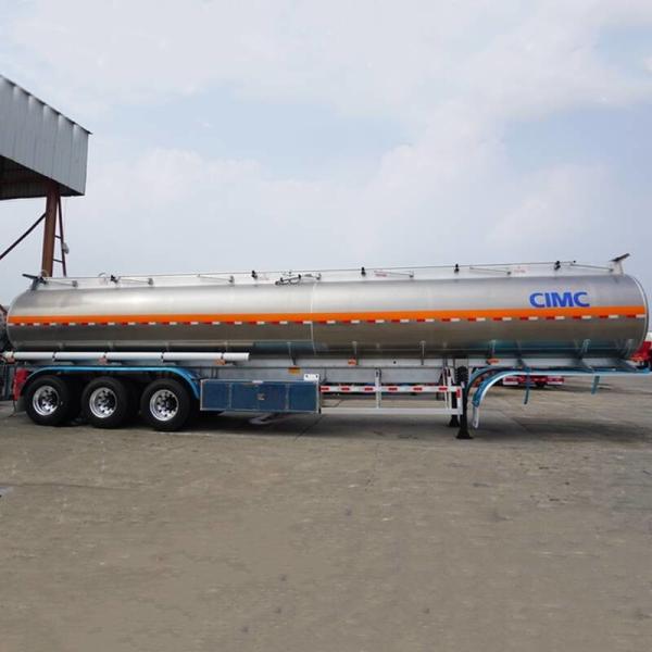 Buy cheap CIMC 50T Payload 3 Axle 50000L Aluminum Tanker Trailer from wholesalers