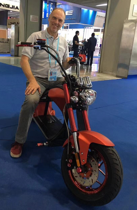 Mini Electric Moped Scooter Bike E Bike 72v 60km EEC COC Citycoco 1500w Fat Tire