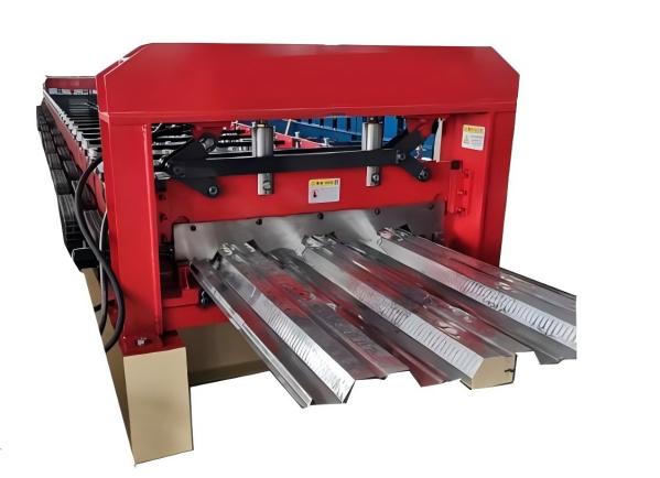 High Efficiency Metal Roof Deck Roll Forming Machine with 3x11kw Main Motor
