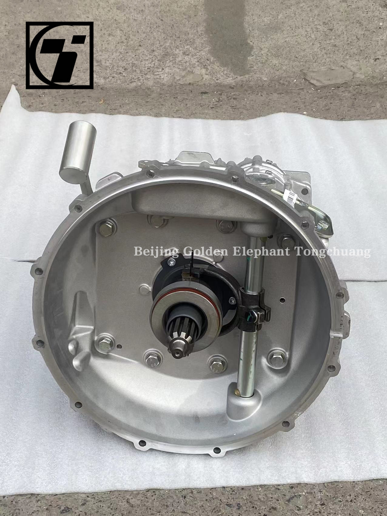 Foton Car Model AUMARK S 915 5 Speed Transmission Assembly Genuine L1171010110A0 Wave Box 1333 050 065 79*53*58cm