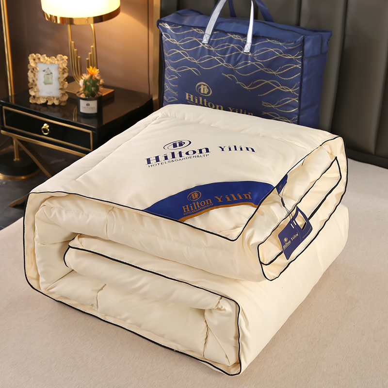 Custom Size Sustainable Hilton Hotel Textile Quilt Duvet Bedding with 100% Polyester
