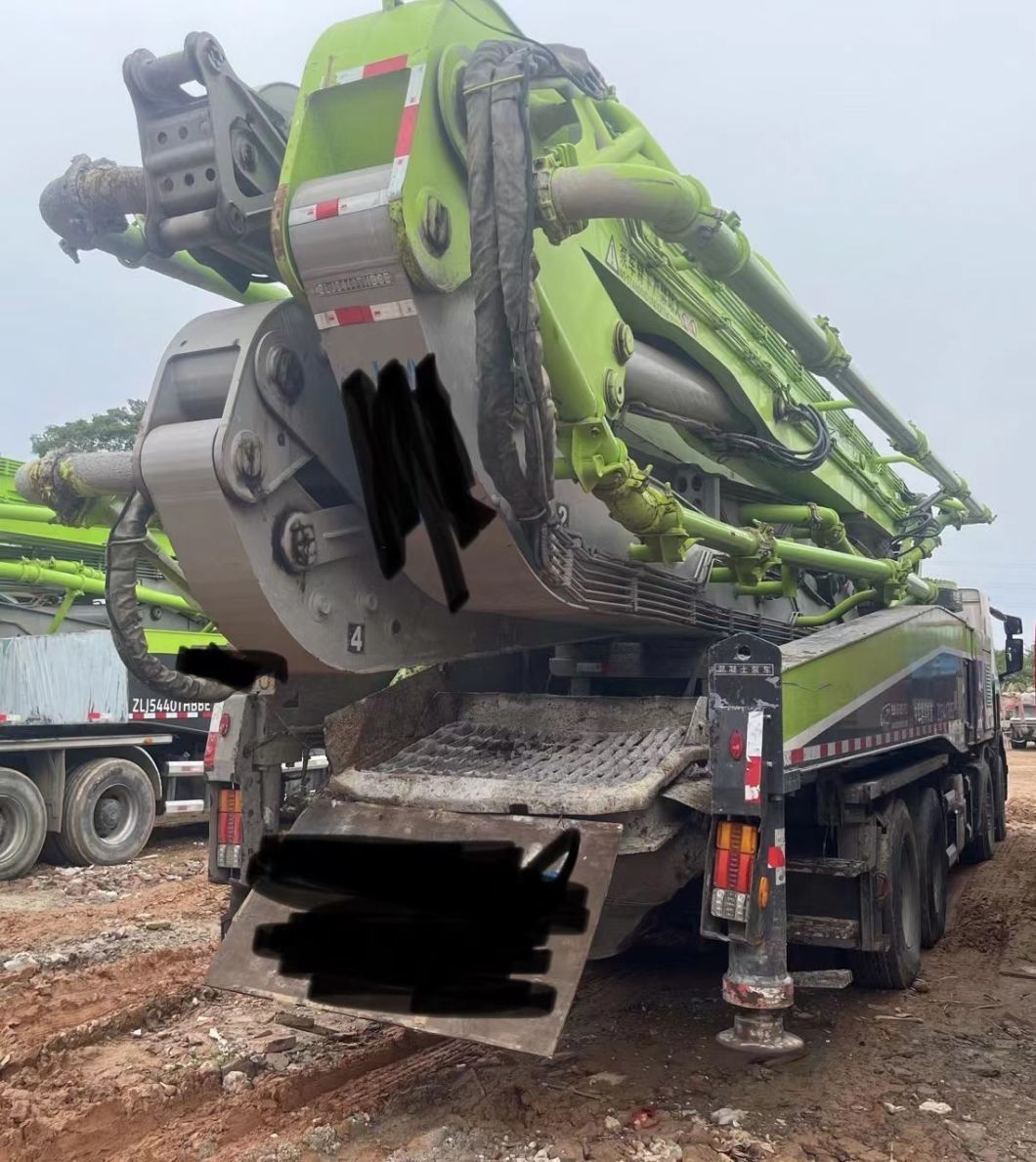 Zoomlion 63 Meters Super Long Concrete Pump Truck in 19 Years