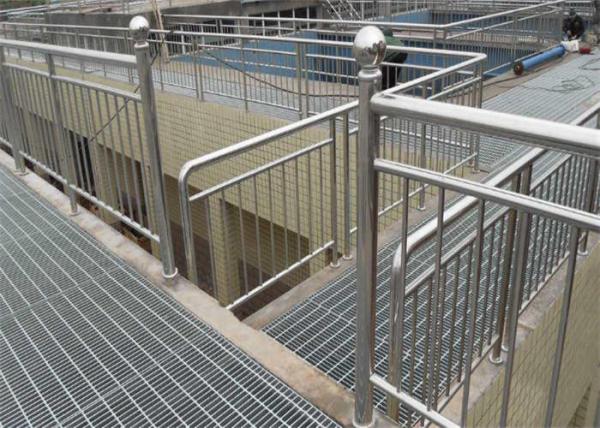 Buy cheap 25x5 Galvanized Walkway Grating / 75mm Pitch Bearing Bar Grating from wholesalers
