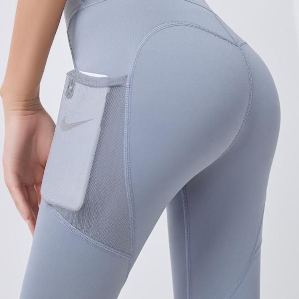 Buy cheap 86cm OEM High Waisted Yoga Pants With Pockets Seamless Scrunch Butt Leggings from wholesalers