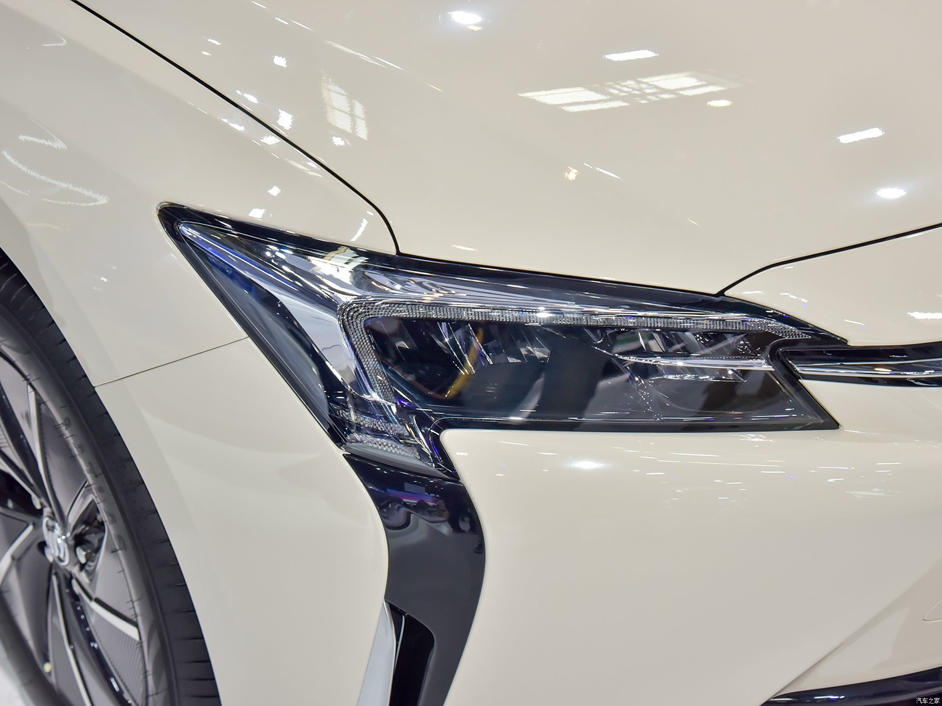 Buick Velite 6, pure electric sedan, range 430KM-450KM. china made joint venture electric car with cheap price.