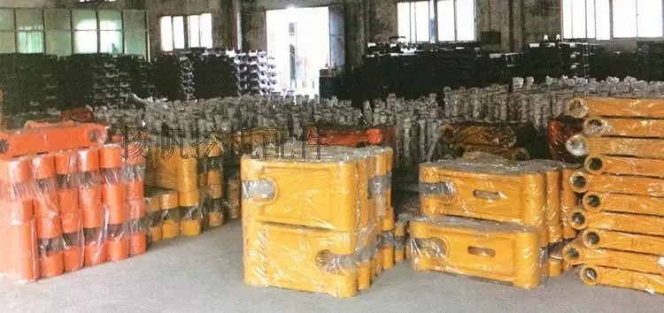 Q235 Material Excavator H Link 2417325 Connecting Rod for CAT 320