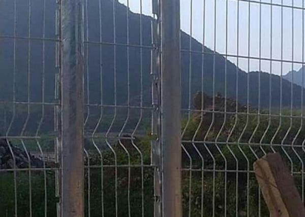 Buy cheap Low-Carbon Iron Roll Top Fence / Pvc Dipping Roll Top Weld Fencing/ Roll Top Welded Mesh Fence Panel from wholesalers