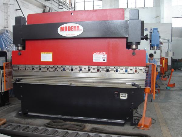 Buy cheap Carbon Steel Metal Frame 200 Ton Hydraulic Press Brake Machine With 47 Years Making History from wholesalers