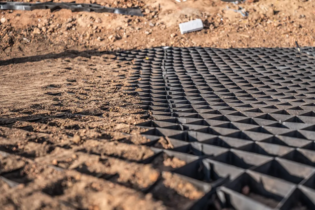 High Honeycomb Black HDPE Geocell Reinforcement Driveway for Road Gravel Stabilizer Grid Retaining Wall Embankment