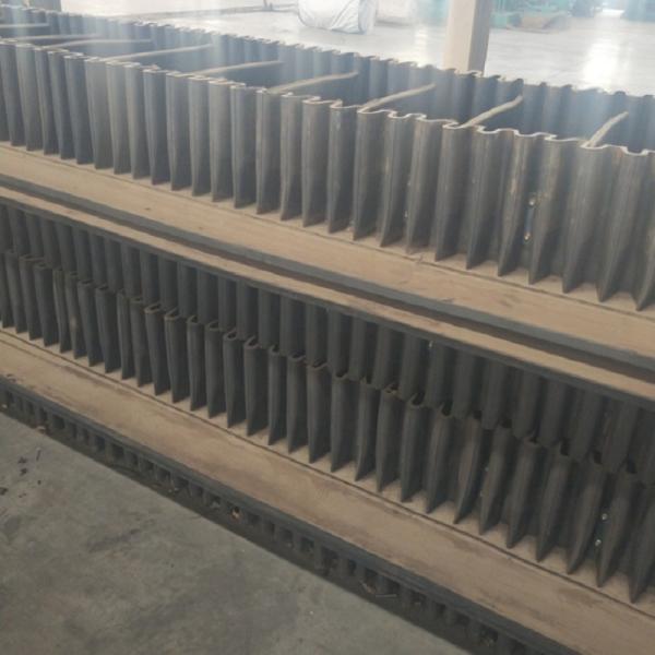 Buy cheap EP100 EP150 EP200 Black 0-90 degrees Skirt Conveyor Belt from wholesalers