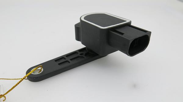 Buy cheap BMW E60 Headlight Level Sensor , 3714 6785 207 Air Suspension Height Sensor from wholesalers