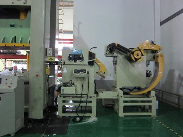 Buy cheap Heavy Material Rack Press Feed Equipment Sheet Metal Discharging Automation from wholesalers