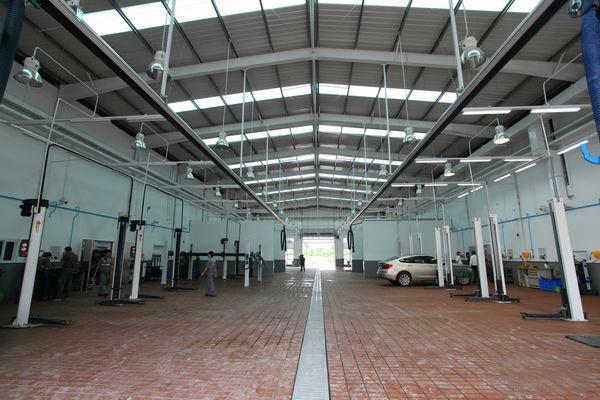 Buy cheap High Performance Light Metal Steel Structure Workshop Buildings For Auto Repair Center from wholesalers