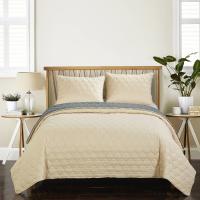 Buy cheap Polyester Reversible Embroidered Quilted Bedspreads Quilt Bed Spread Yellow product