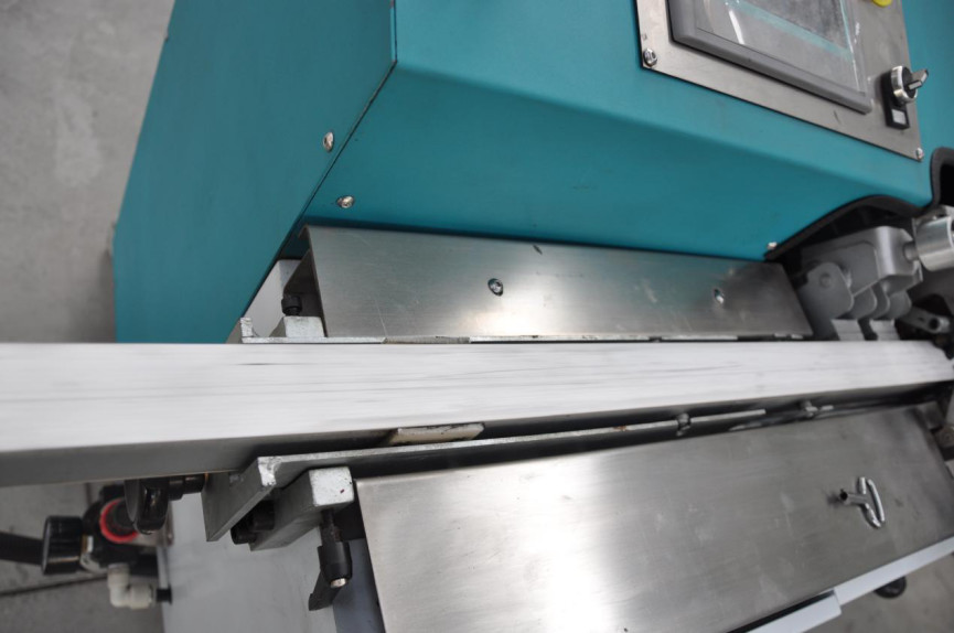 Quickly Coating Insulating Glass 47m/Min Butyl Extruder Machine