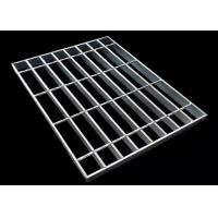 Buy cheap 30*100mm Galvanized Welded Steel Grating Outdoor Metal Grate Walkway product