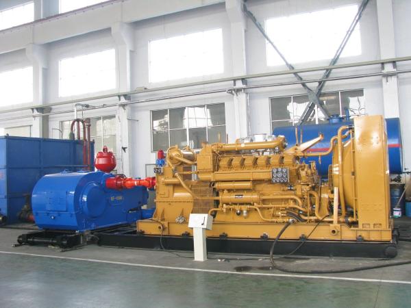 High Speed 1300rmp Drilling Engine with 1000 HP Mud Pump V Cylinder Arrangement