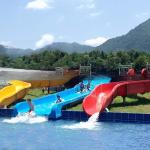 Large Capacity Amusement Park Water Slide Hotel Water Slide Wear Resistance