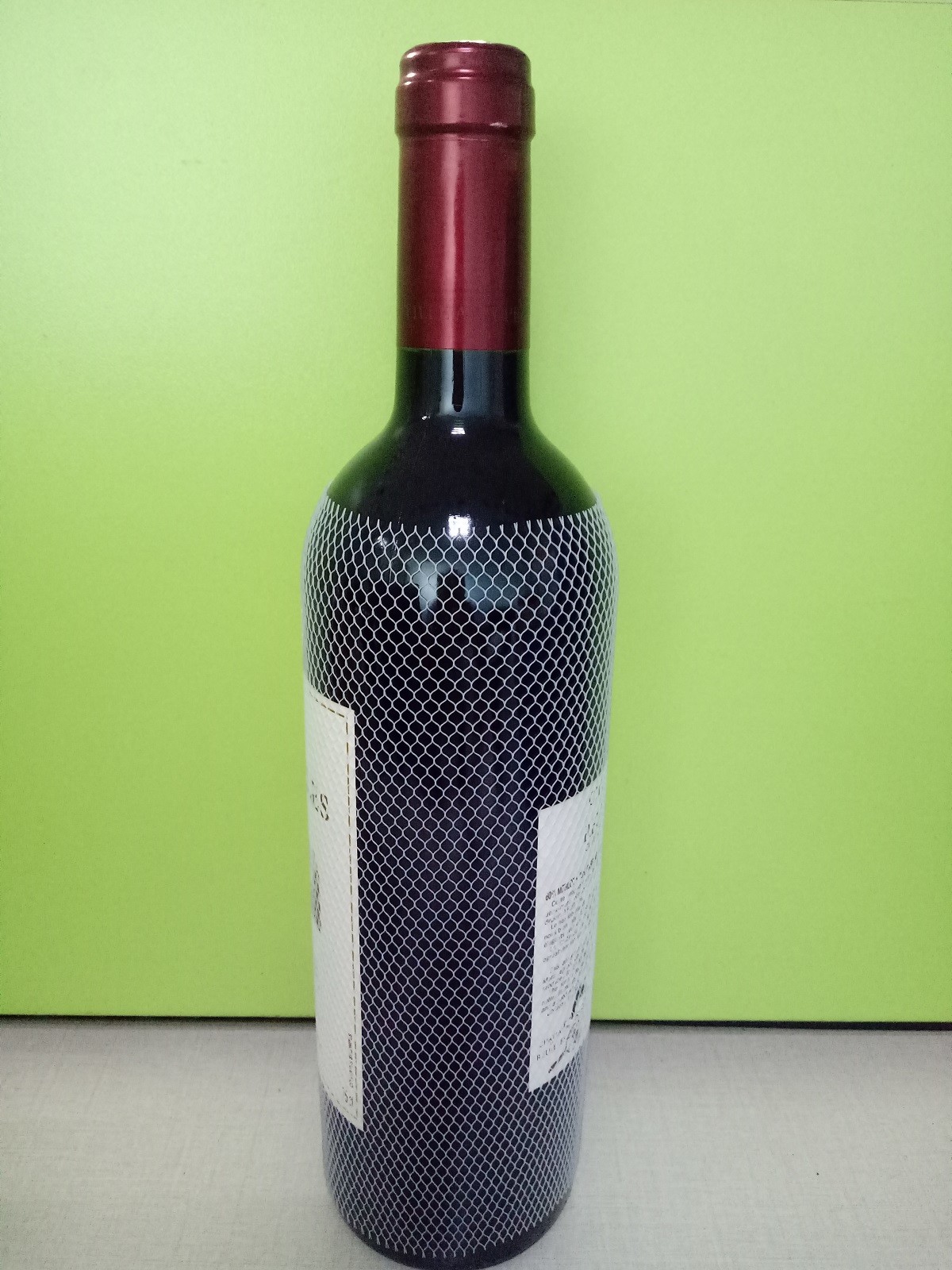 White PE Protective Mesh Liquor Bottle Sleeves 80 Mesh Reusable Soft Polyethylene