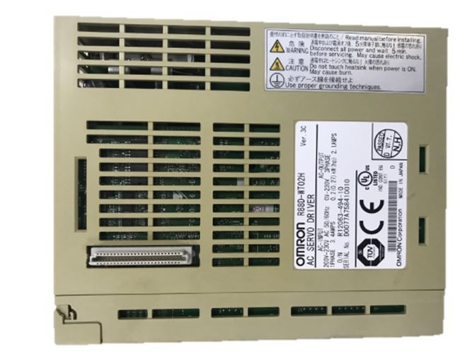 OMRON R88D-GT01H SERVO DRIVER 1.16A 240V LOAD 100 W Analog/Pulse input type