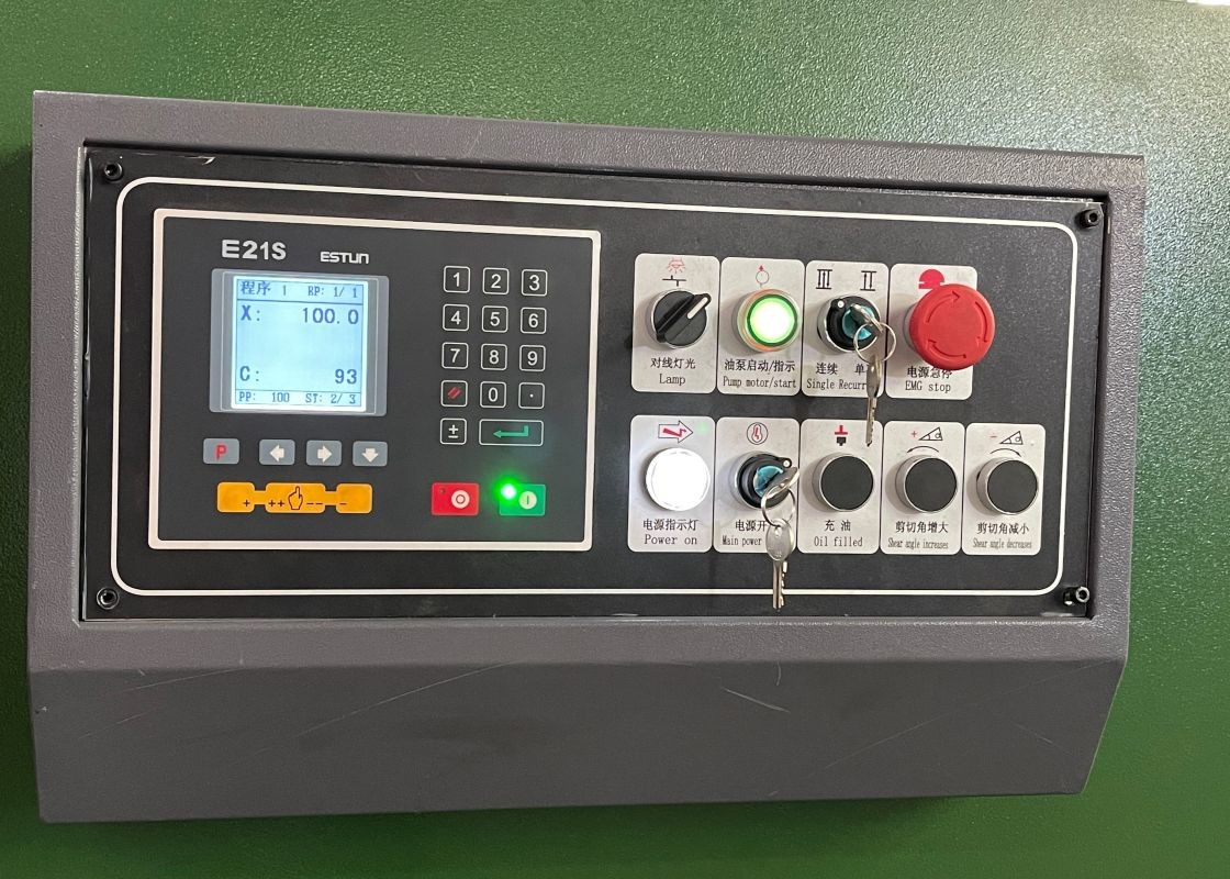Blade Gap Adjustment Automatic Hydraulic Guillotine Shearing Machine 3200mm Blade Length