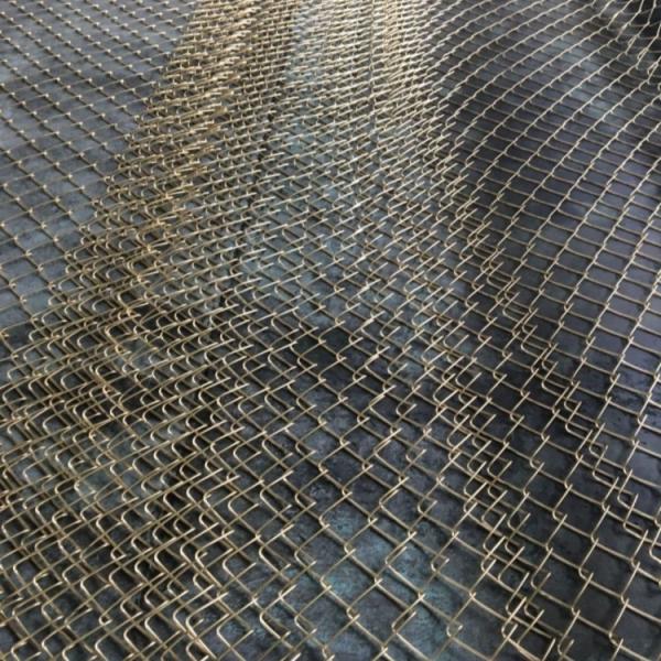 hot dip galvanized 6' tall diamond hole chain link iron wire mesh fence pvc