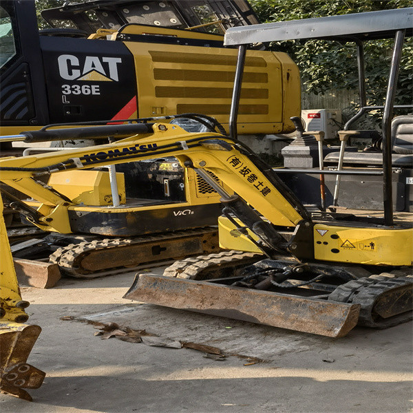 Ready for work and experienced used Japan komatsu pc 15 MR in a good condition