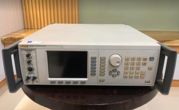 Buy cheap Tested Fluke 96270A 27 GHz Low Phase Noise Reference Source multi product calibrator from wholesalers