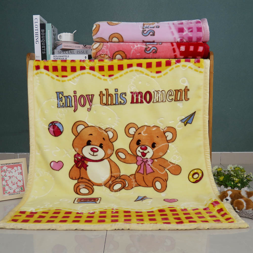 Upgrade Your Bedding with Customizable Cotton Filling Set and Super Soft Fluffy Blanket