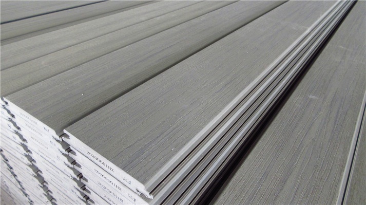 Public Projects' Top Pick Foamed PVC Co-extruded with ASA Coating WPC Composite Decking