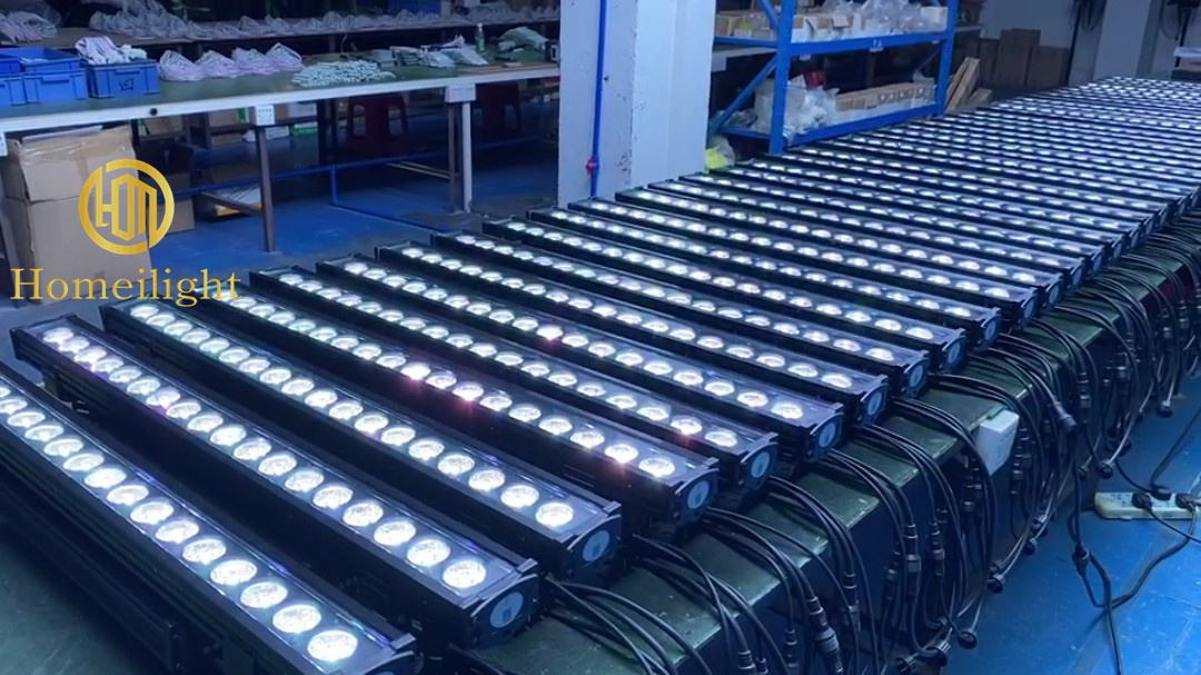 Gross Weight 15kg LED Wall Washer Light Bar 18pcs 12w 4in1 Waterproof Stage DMX512