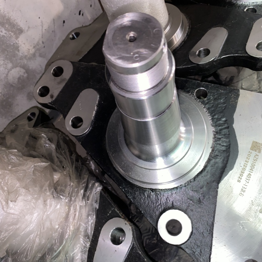 Steel Steering Knuckle Assembly for AZ9100414036 SINOTRUK Howo Truck Durable Material