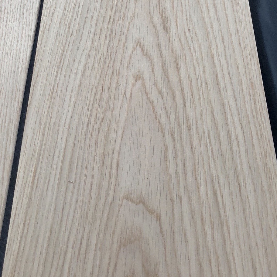 Free Sample 0.3mm/0.45mm/0.5mm/0.6mm White Natural Oak Veneer Natural White Oak Wood Veneer Mountain/ Straight Grain