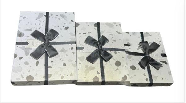 Buy cheap Custom Hot Gold Pattern Gift Box Bow Gift Box Jewelry Gift Box Set from wholesalers