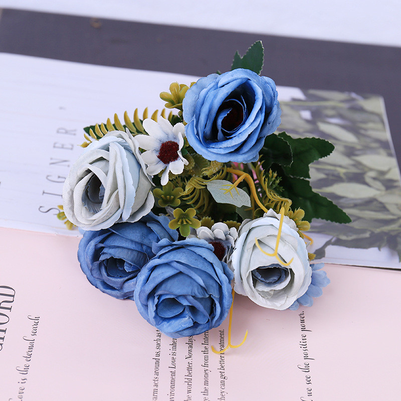 European style simulation rolled edge rose wedding bouquet, wedding photography props, floral arrangement, home decoration, simulation flower