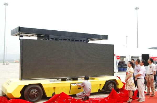 Buy cheap HD P10 Outdoor Truck Mounted LED Display / LED Billboard Truck High Reliability from wholesalers