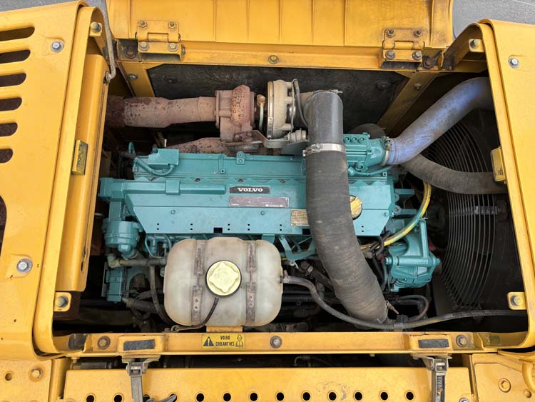 2018 Used Volvo 290 Excavator in Korea 29 Ton Crawler Chain Earth-moving Machinery