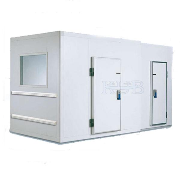 Buy cheap 0 - 5 Degrees Celsius Cold Storage PU Panels Room Hinger Swing Door 220V from wholesalers