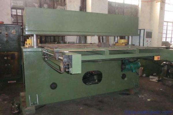 Buy cheap Shoes / Leather / Foam Hydraulic Die Cutting Machine Automatic Feeding Mode from wholesalers