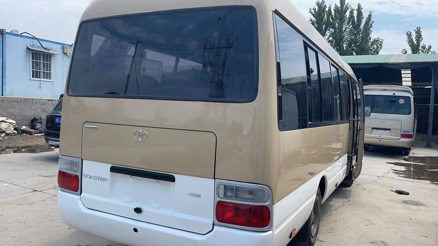 Africa's Hottest Refurbished 29-Seater Toyota Coaster Bus with 15B-FT Engine Model