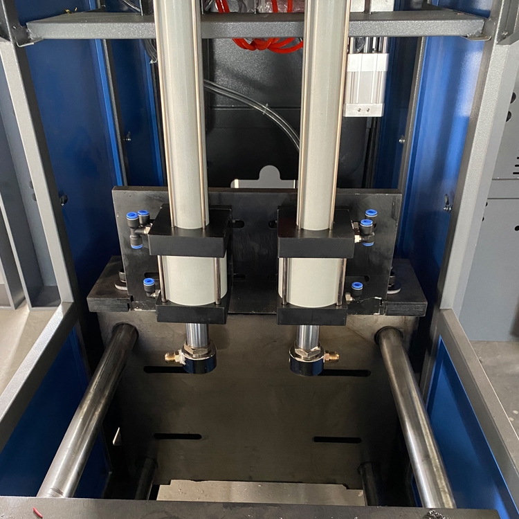 SMC High Pressure Valve Bottle Blow Molding Machine Customized