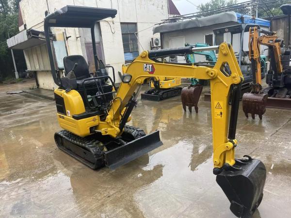 Buy cheap Used tracked hydraulic excavator, mini excavator CAT301.5 Export sales from wholesalers