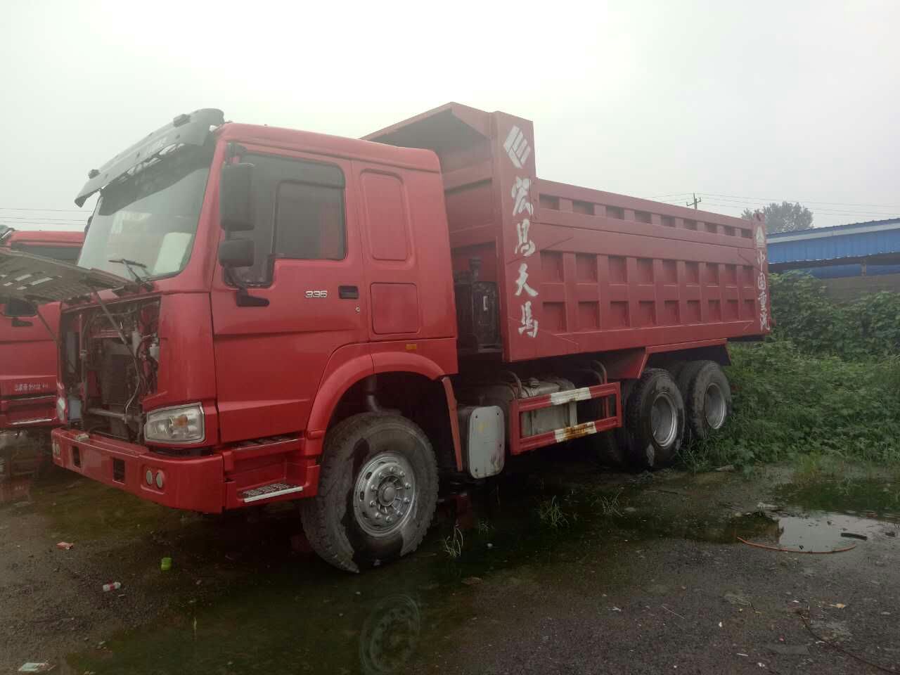 6*4 HOWOused sinotruck china 2012 5000 hours dump truck for sale 371HP 10 Tires