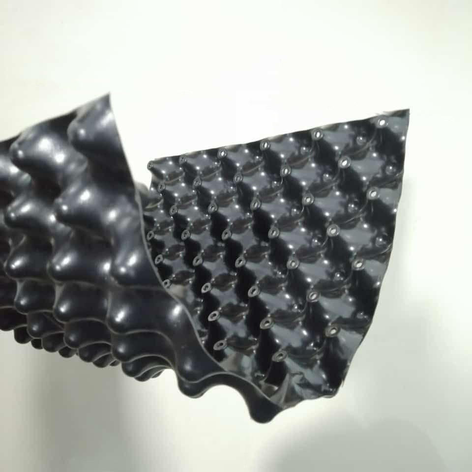 PE Core Material Concave Convex Water Storage and Drainage Board for Roof Construction