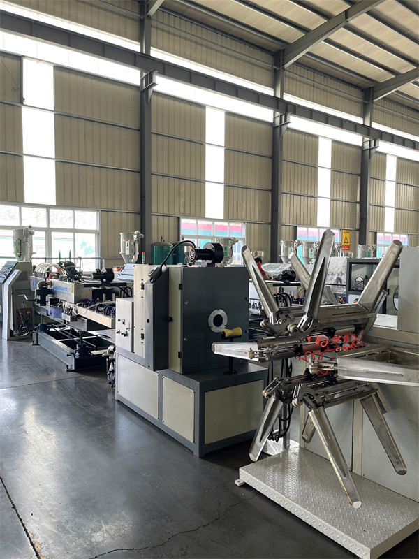 Lightweight Plastic Corrugated Pipe Production Line , Double Wall Corrugated Pipe Extruder