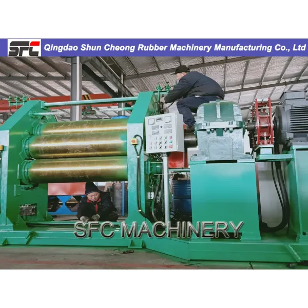 Three Roll Calendering Machine close-up view of rollers