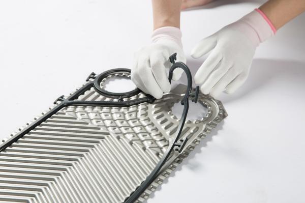 Buy cheap SR2 Flat Gaskets Heat Exchanger Plate 0.2㎡ Chemical Resistant from wholesalers