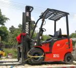 Small Turning Radius Electric Counterbalance Truck Fast Charging 48V 600Ah 1.6T