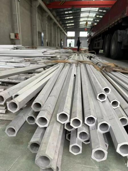 Buy cheap Hot Or Cold Roll Technique Stainless Steel Round Pipe 6-12m Length from wholesalers